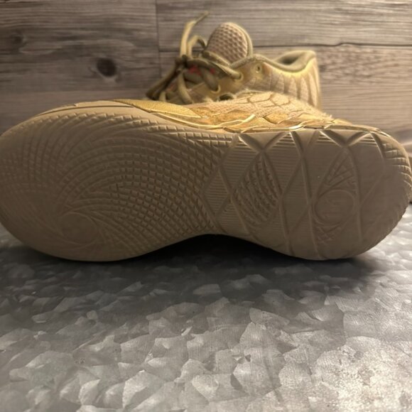 PUMA MB.01 Jr x Lamelo Ball Mid Golden Child SIZE 5.5 - Picture 8 of 9